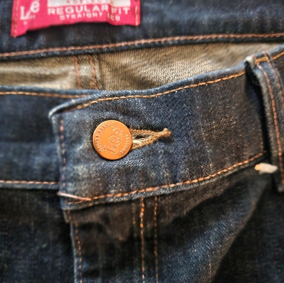 LEE Premium - Picture 5 of 6